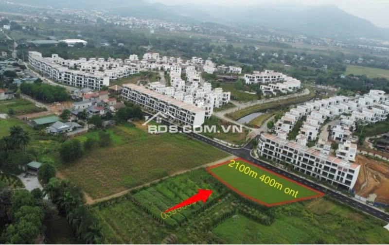 CẦN BÁN GẤP LÔ ĐẤT ĐỐI DIỆN CỔNG CHÍNH KHU ĐÔ THỊ LEGACY Hill, DT 2146m2